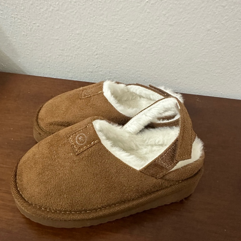 Stride Rite Brown Faux-Shearling Kids Moccasin Slippers